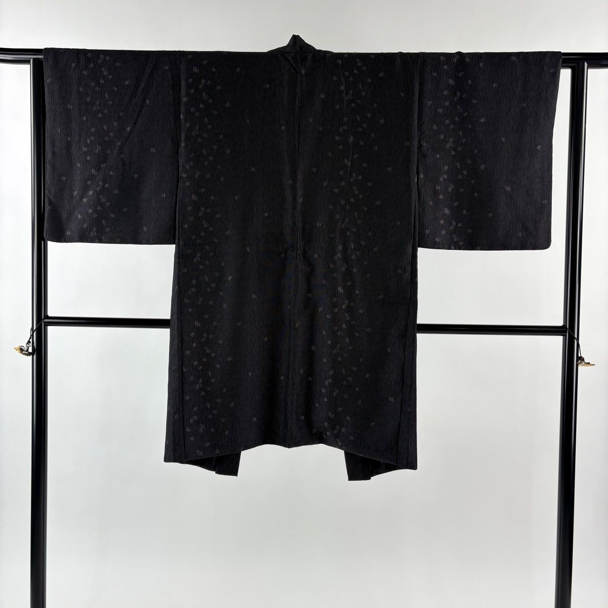 羽織 身丈98 cm 裄丈61 S 桜の花びら 黒 正絹