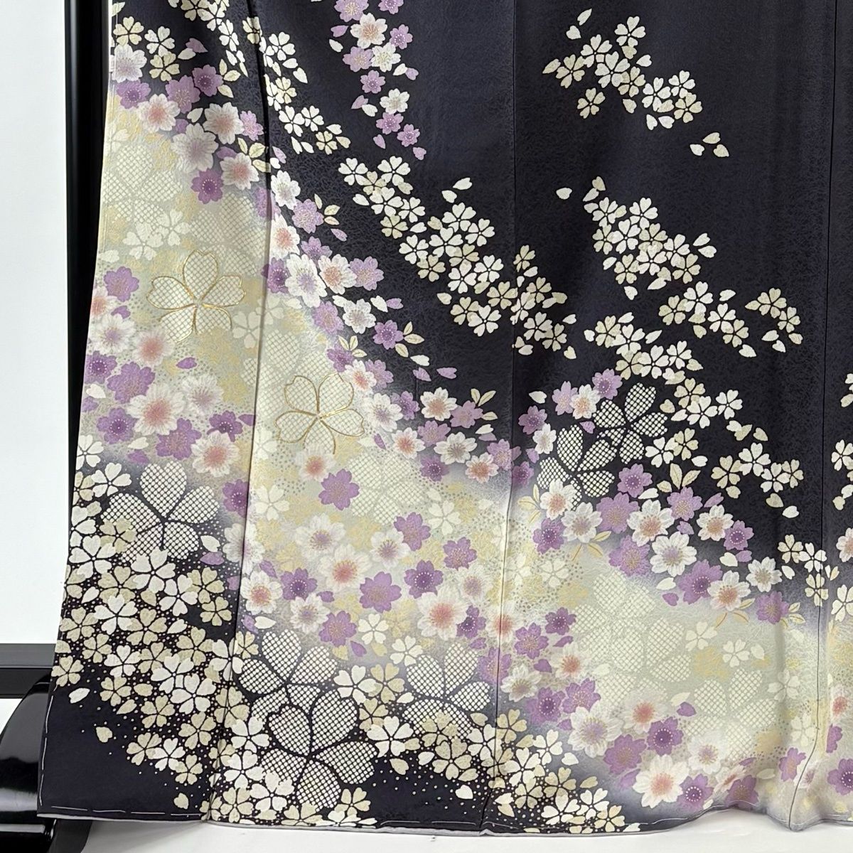 訪問着 身丈171.5 cm 裄丈69 L 袷 落款 桜 疋田 金糸 金彩 黒灰 正絹