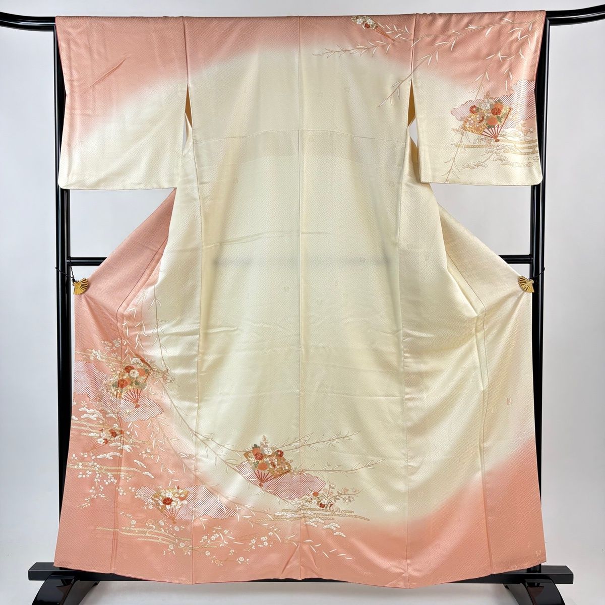 訪問着 身丈160 5 cm 裄丈65 M 袷 吾妻徳穂 落款 扇 草花 金糸 金彩 薄オレンジ 正絹