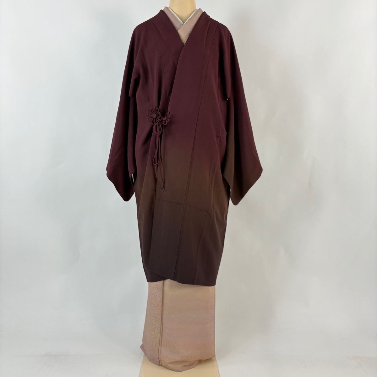 道中着 身丈107.5 cm 裄丈65 M 和装コート ぼかし 縮緬 赤紫 正絹