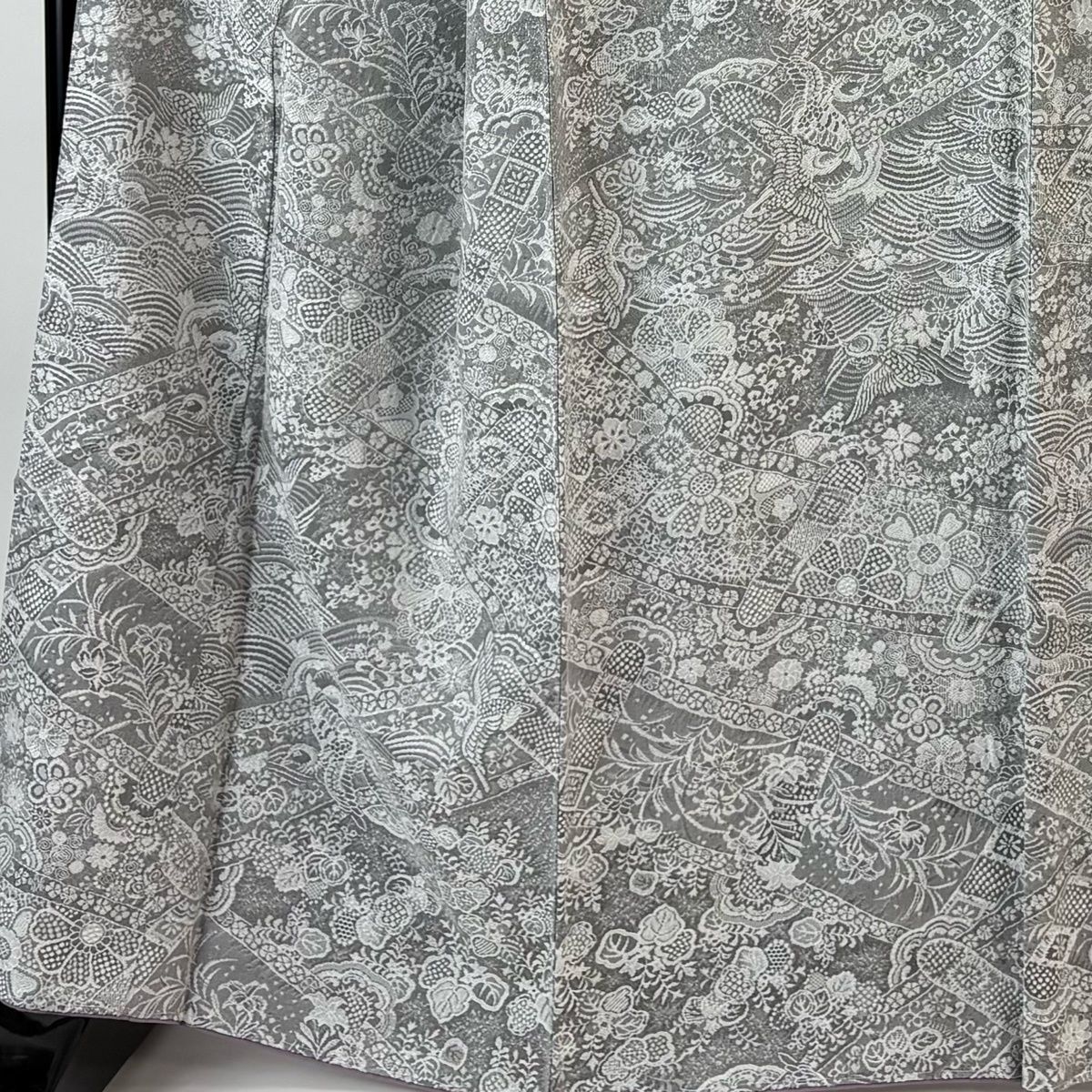 小紋 身丈166.5 cm 裄丈67.5 L 袷 紋意匠 花鳥 華文 灰色 正絹