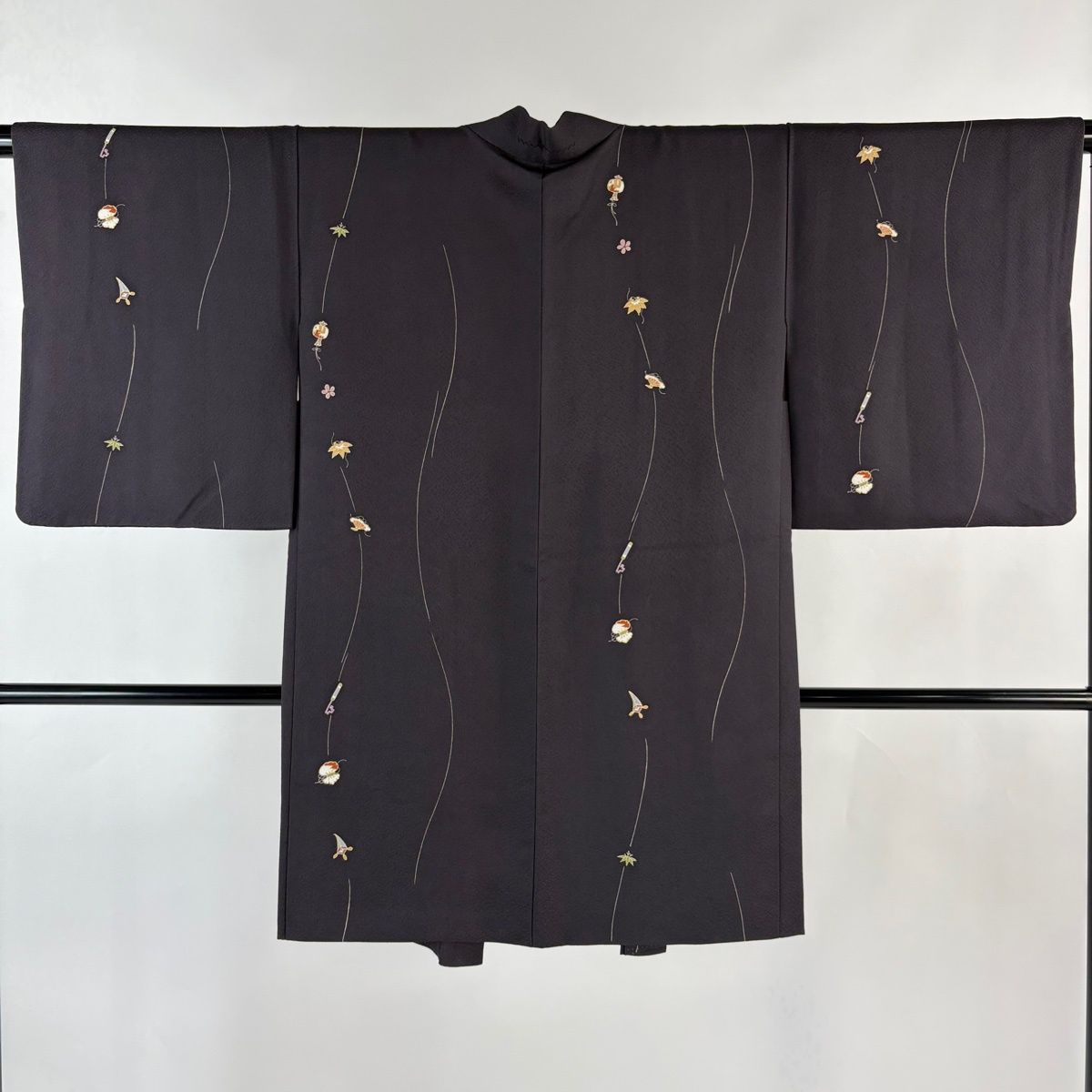 羽織 身丈93.5 cm 裄丈62 S 宝尽くし 花 金彩 黒灰 正絹