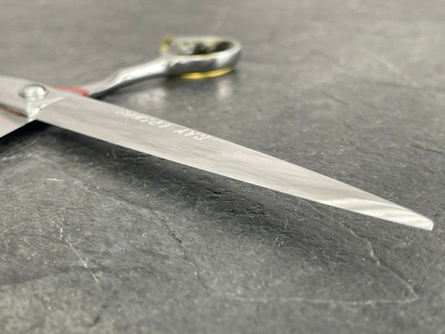 光 理容鋏 【中古】HIKARI RAY COSMOS 136 木箱付 ハサミ シザー レイ