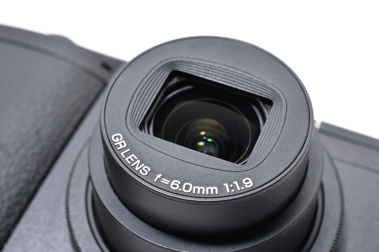 □ ほぼ新品 □ リコー RICOH GR DIGITAL III ≪S数1240回 専用レザー