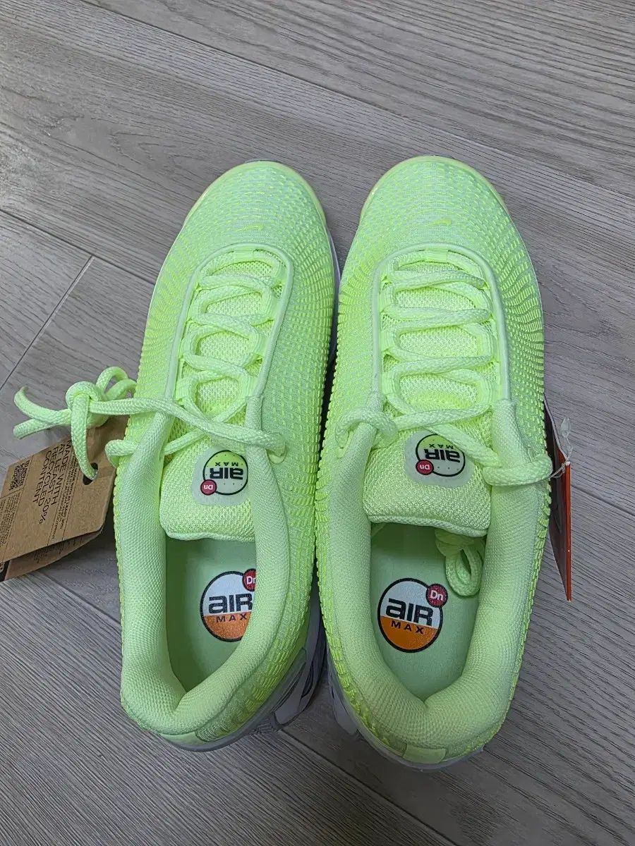ナイキ スニーカー 蛍光色 ボックス含む