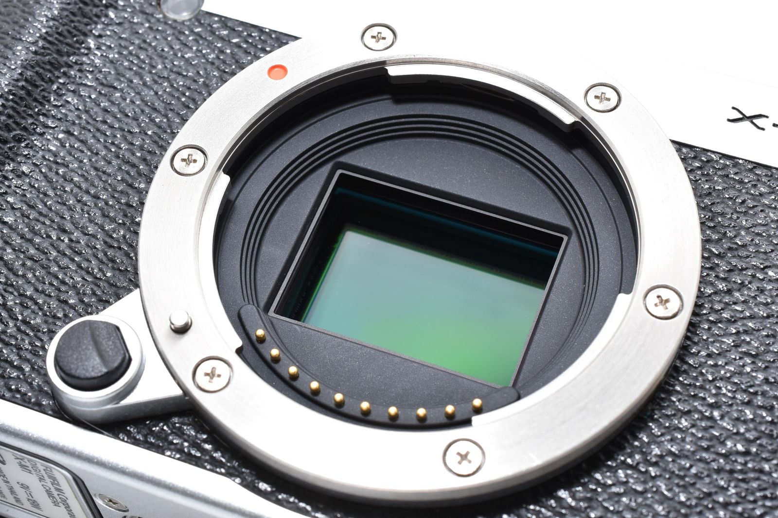 □ 美品 □ フジフィルム FUJIFILM X-M1 ボディ シルバー ≪動作光学