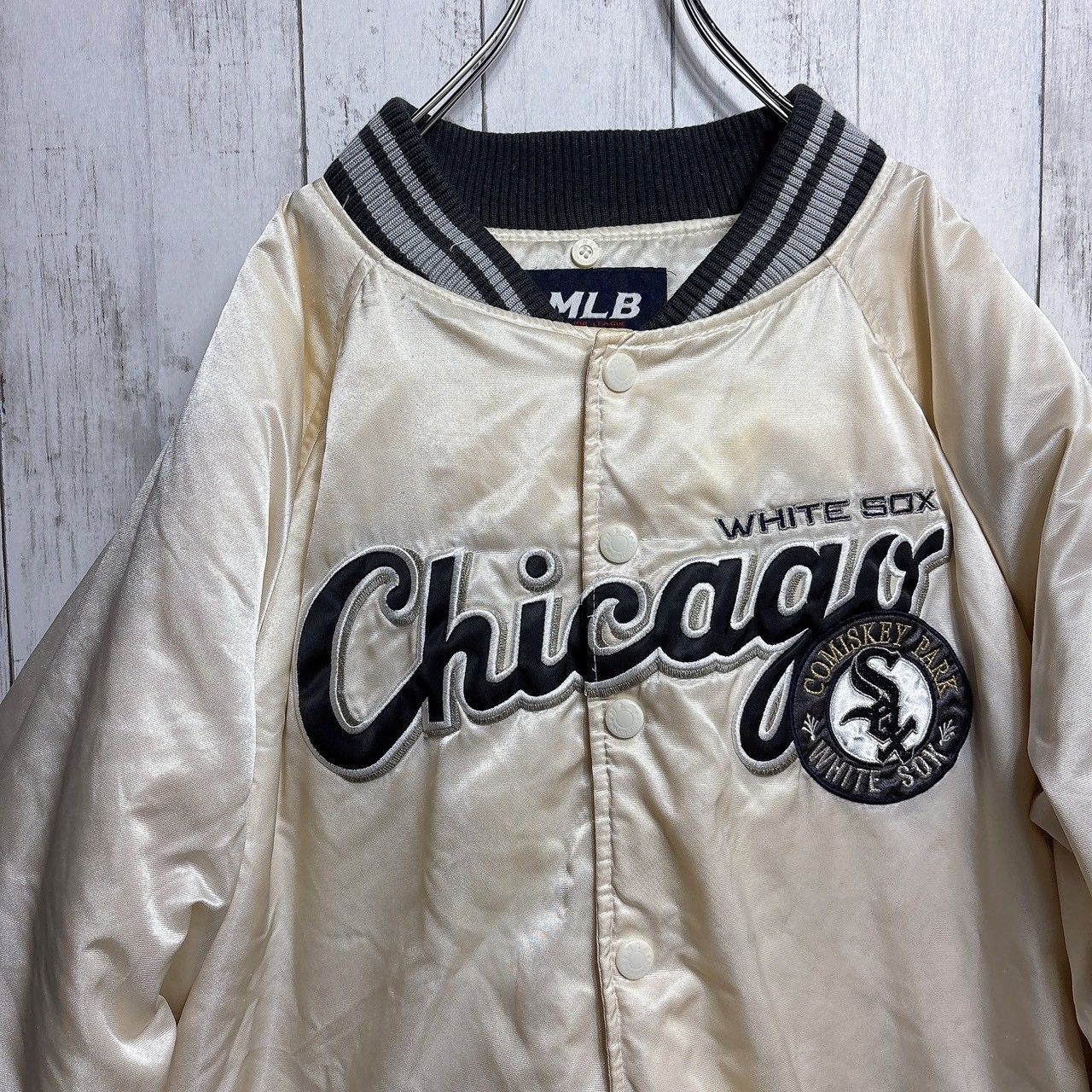 MLB シカゴ・ホワイトソックス サテンスタジアムジャケット ホワイト
