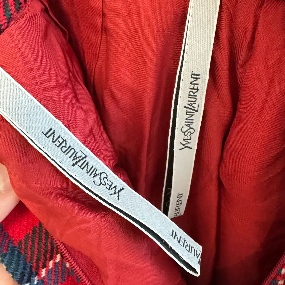 イヴ サンローラン