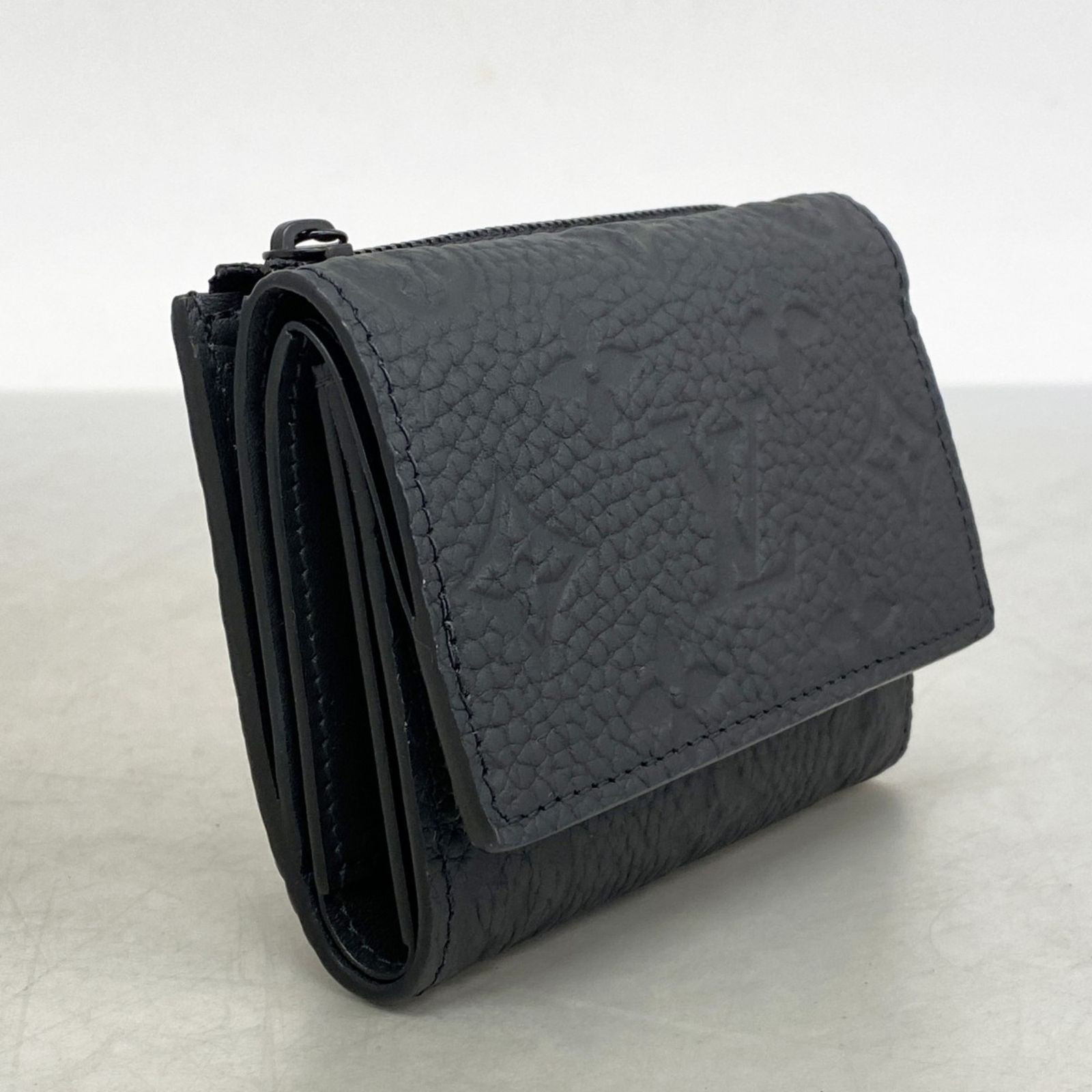 ルイ ヴィトン Louis Vuitton 三つ折り財布 トリヨン ポルトフォイユパイロット M 82556 ノワールメンズ