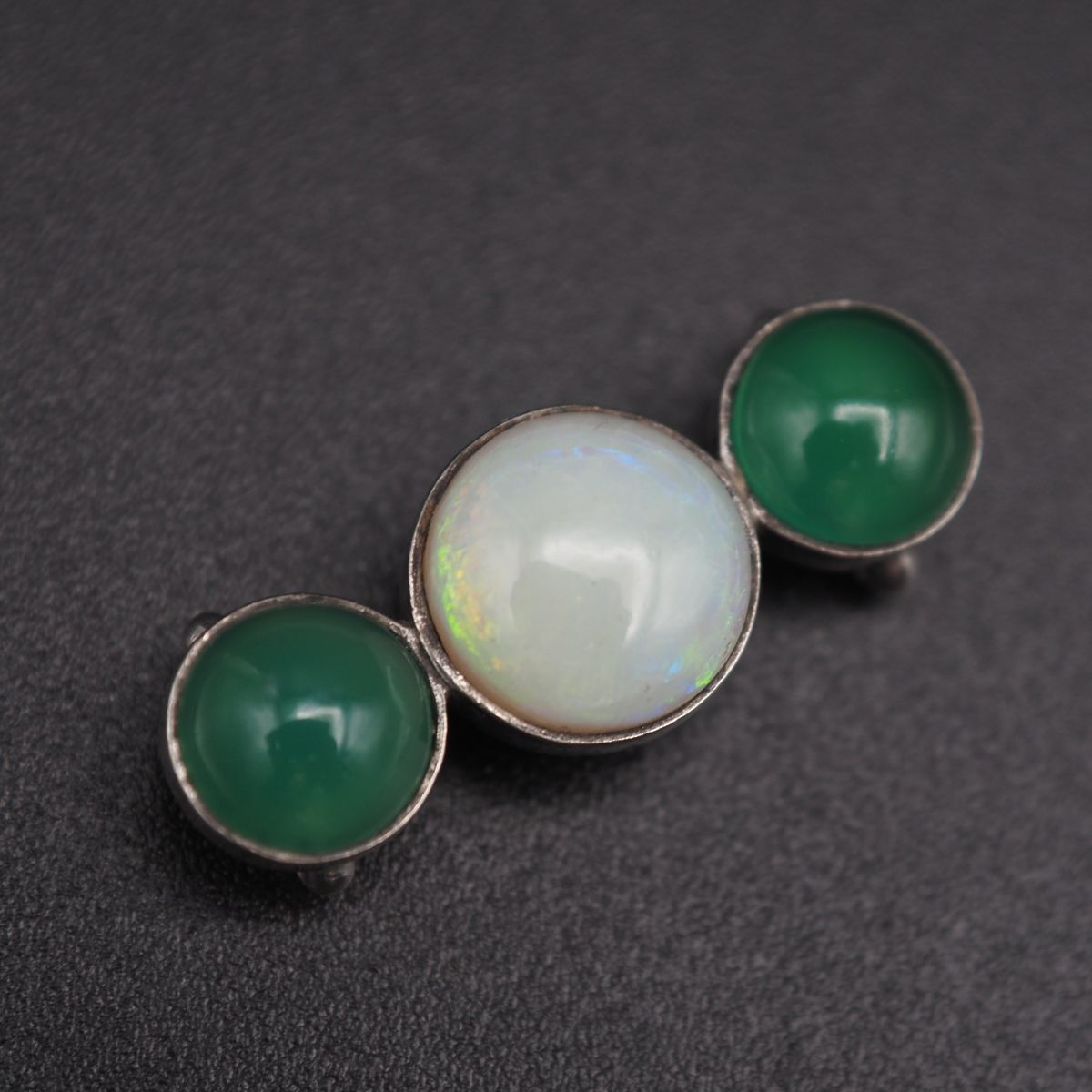 L 329 オパール グリーンアゲート 緑瑪瑙 メノウ 帯留め デザイン シルバー 和装小物 誕生石