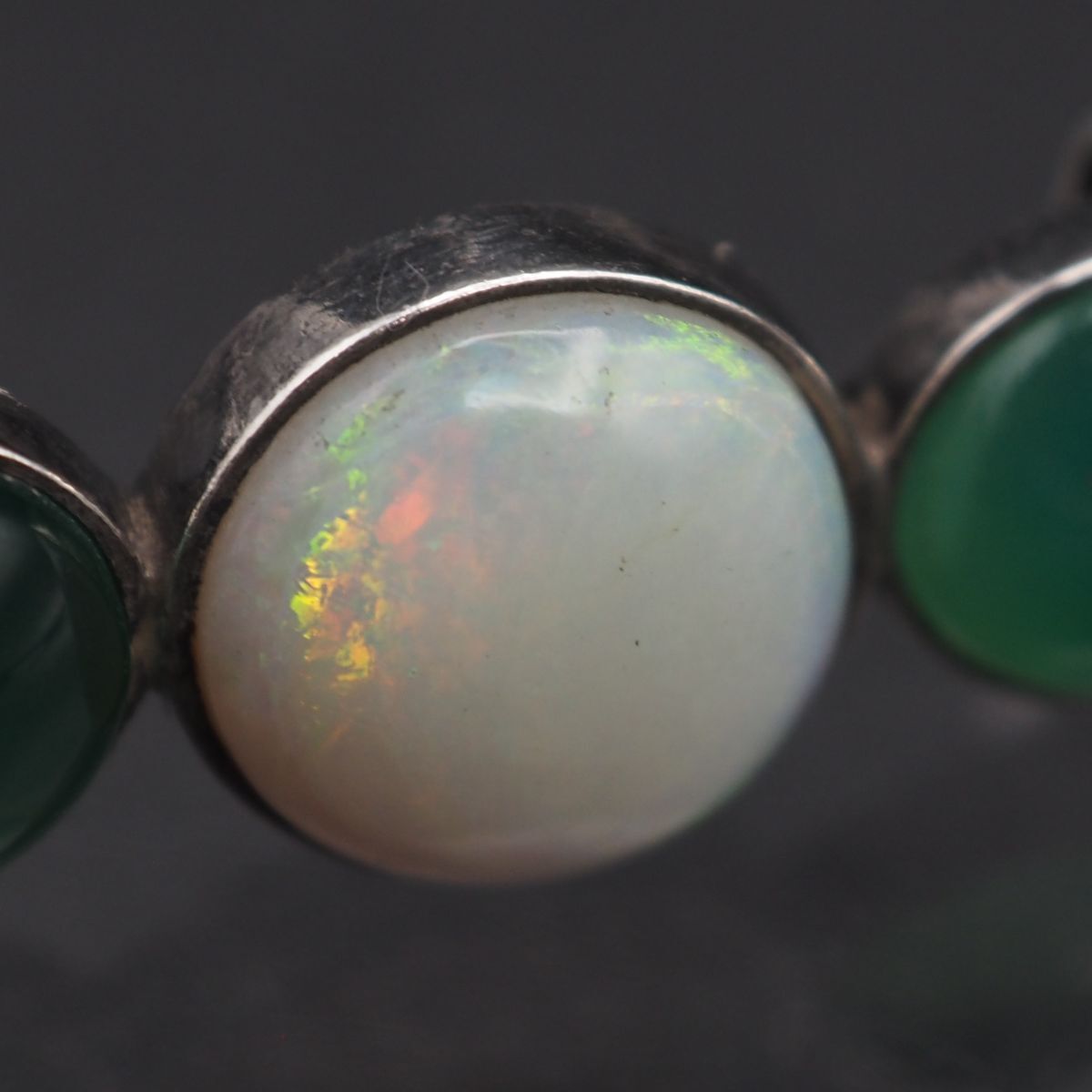 デザイン シルバー