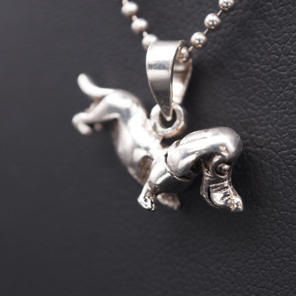 L239 ヴィンテージ 925刻印 ペンダント トップ ドッグ 犬 ダックス