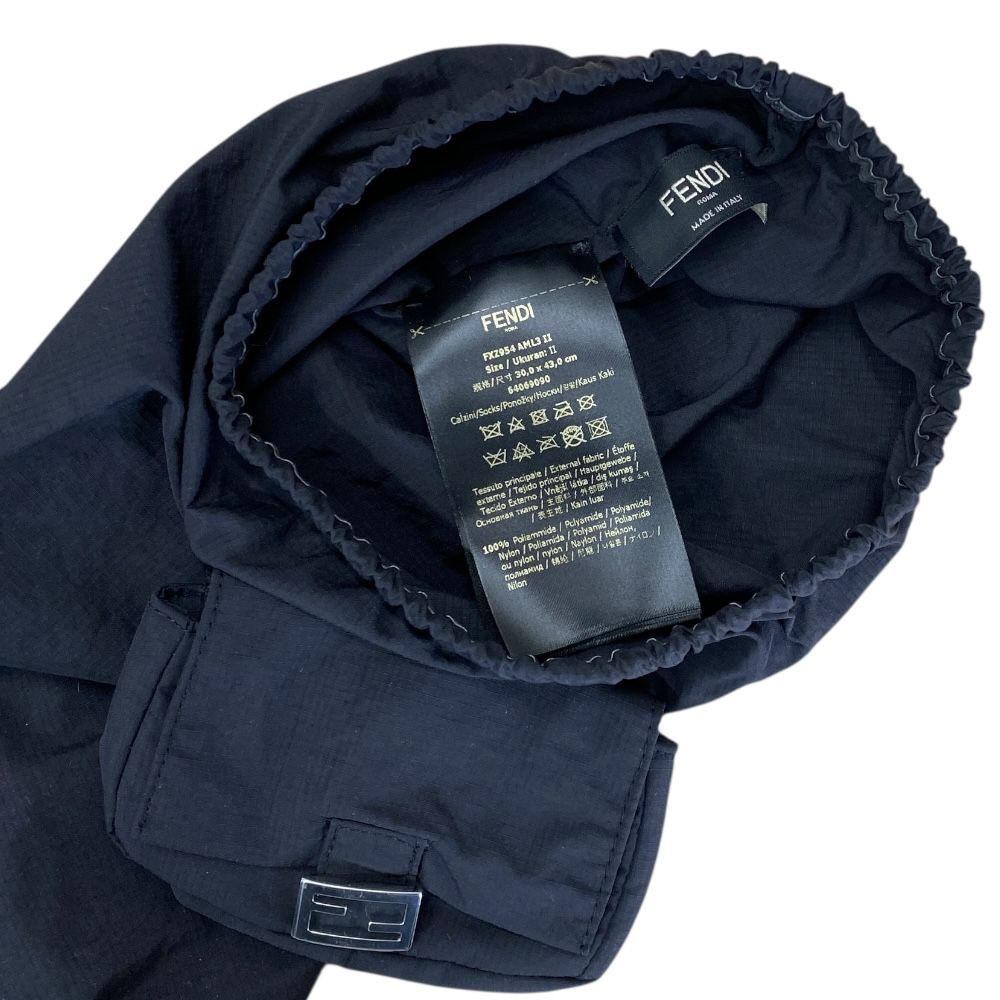 ユニセックス FENDI