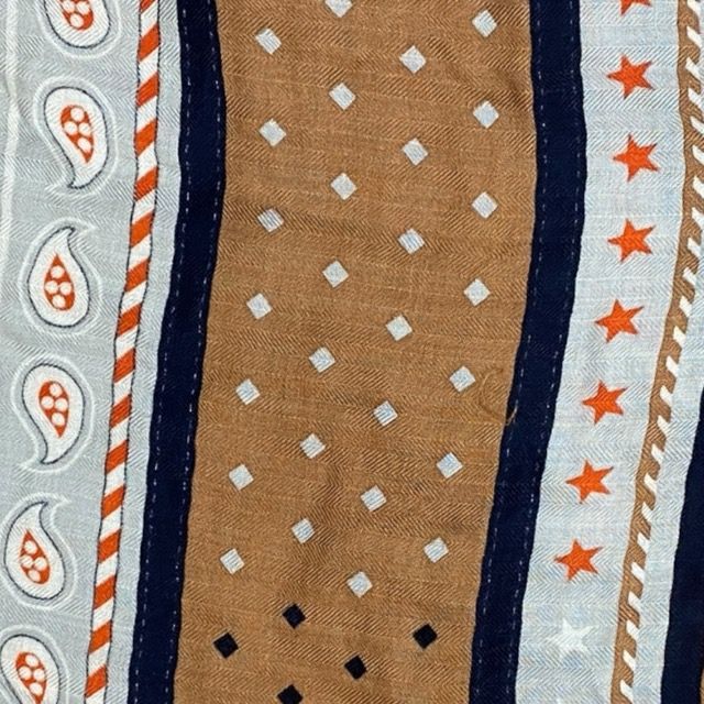 ブラウン マルチ