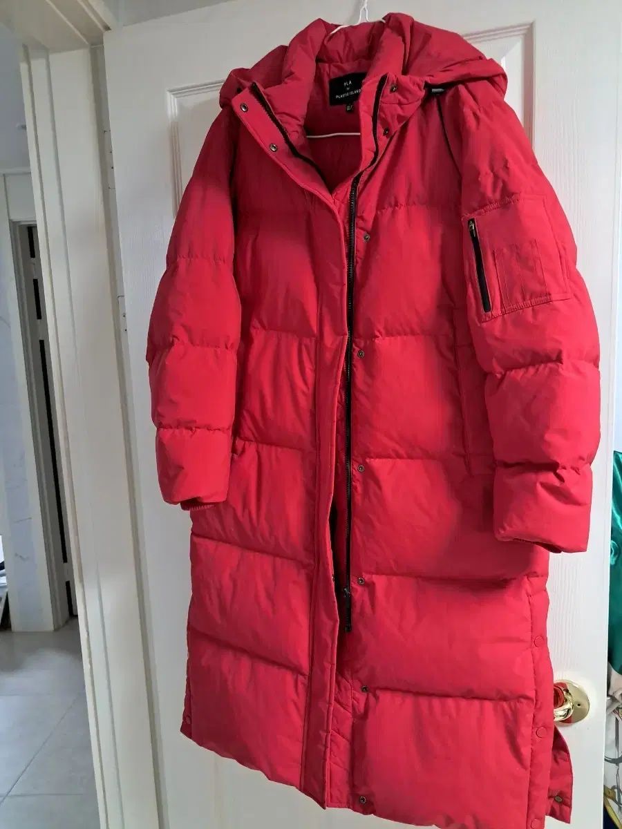 グースダウン80％ プラスチックIslandレッド ロング ダウン L 100
