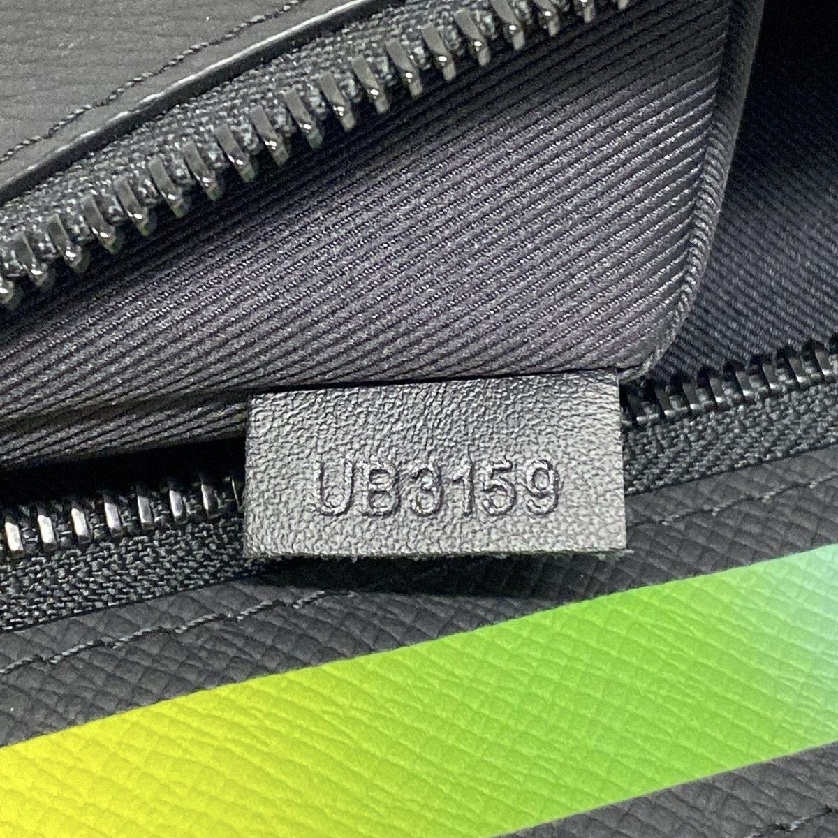 クラッチバッグ