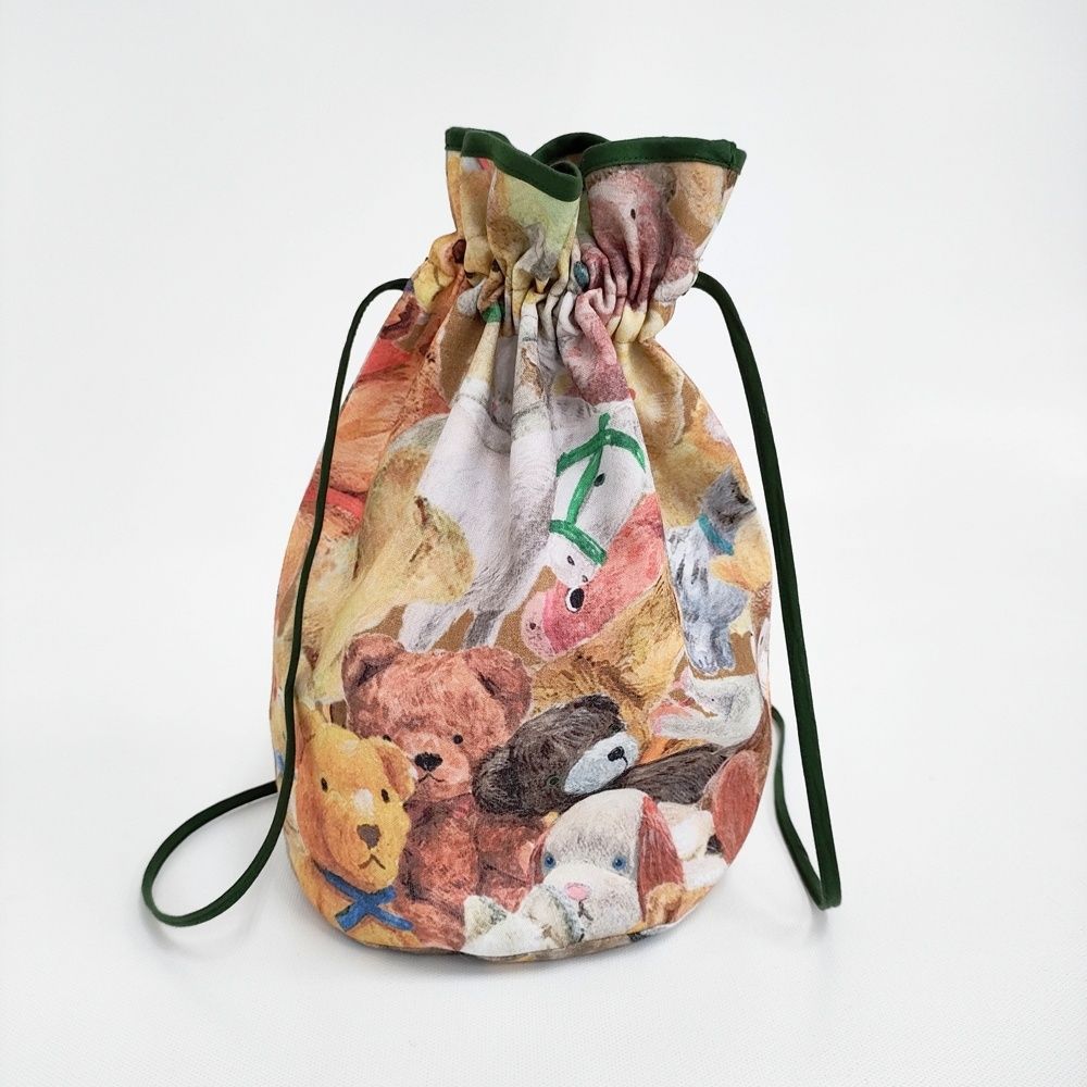 ポシェット 定価8800円