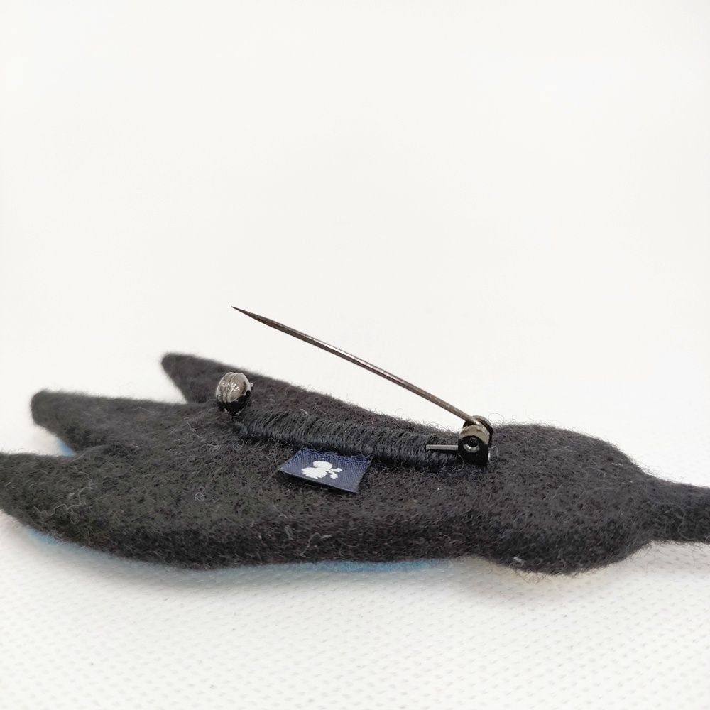 mina perhonen joy tori フェルト コサージュ ブローチ ライトブルー