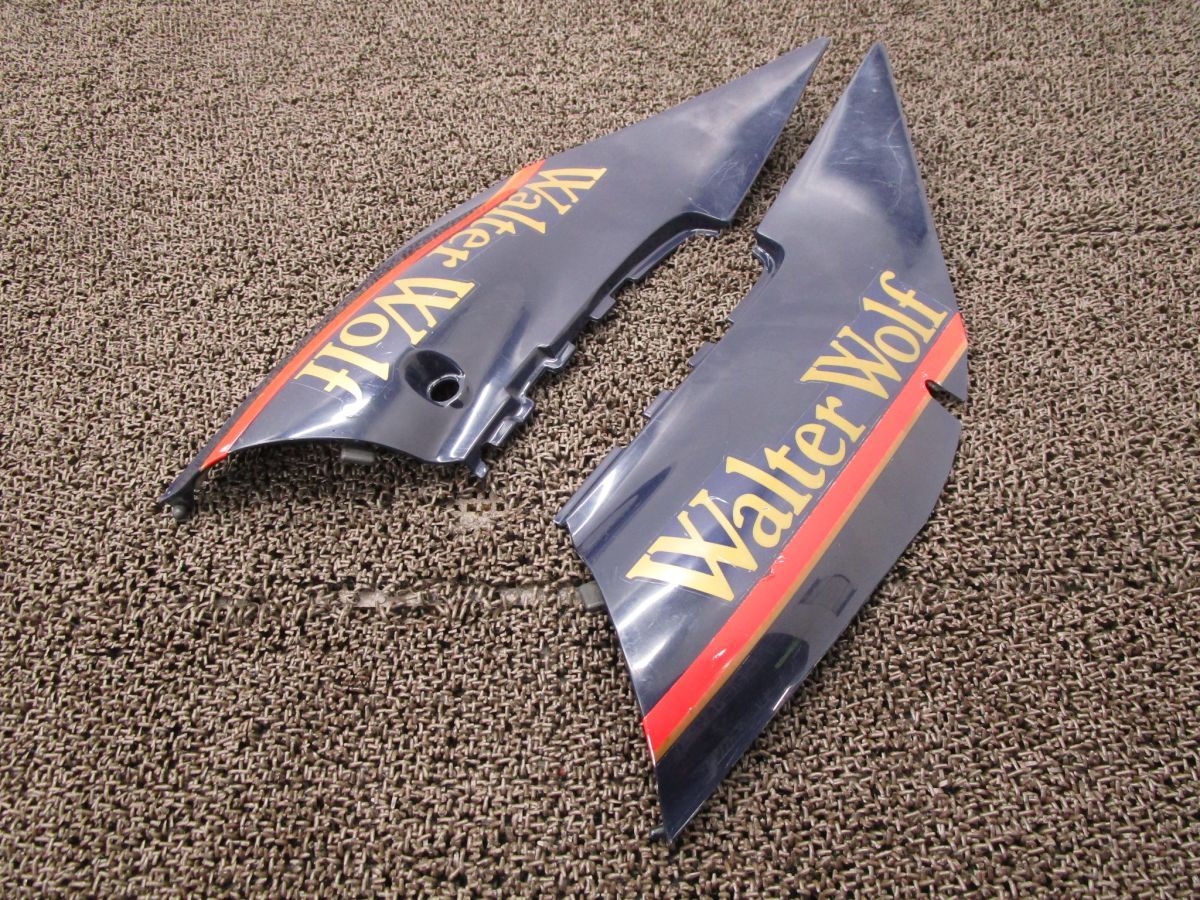 RG 400ガンマ シートカウル A 9634 サイドカウル 左右 HK 31 スズキ K 301 キャブ車