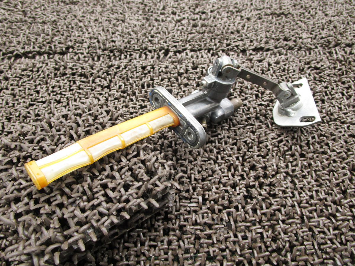 RG400ガンマ フューエルコック A9691！HK31A スズキ 【 K301 】 キャブ車