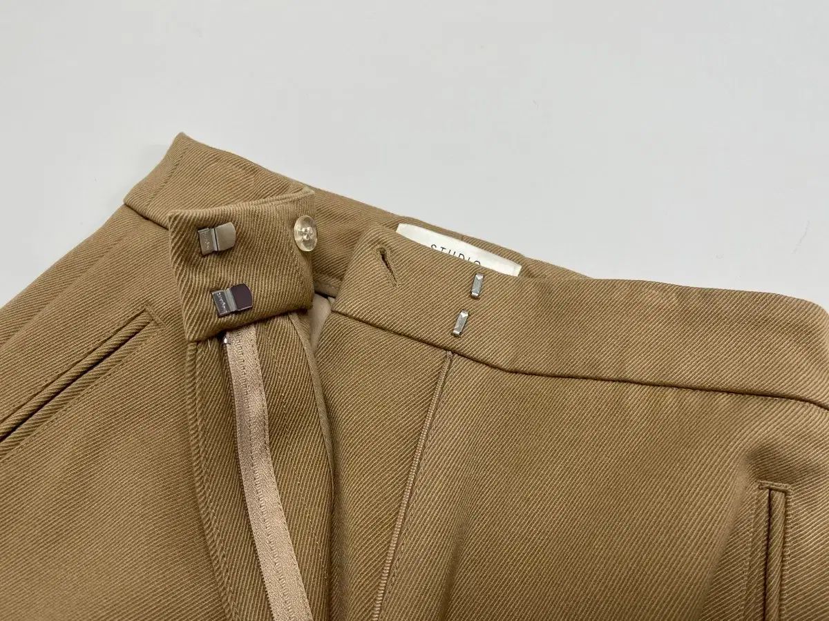  Studio Nicholson スタジオニコルソン カーゴ ワイド パンツ ベージュ チノパン パンツ