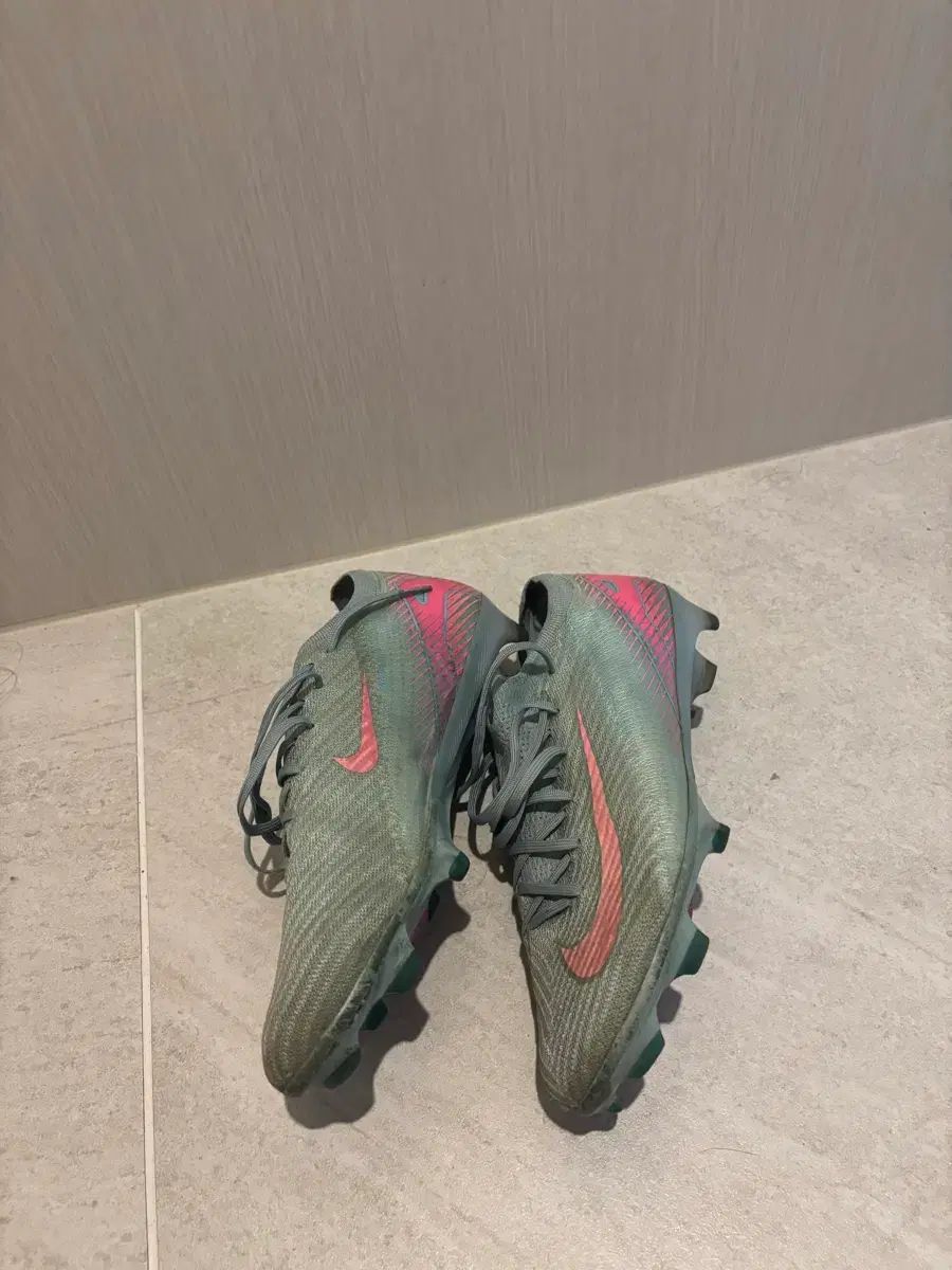 NIKE マーキュリアル ベイパー エリート FG サッカーシューズ 270