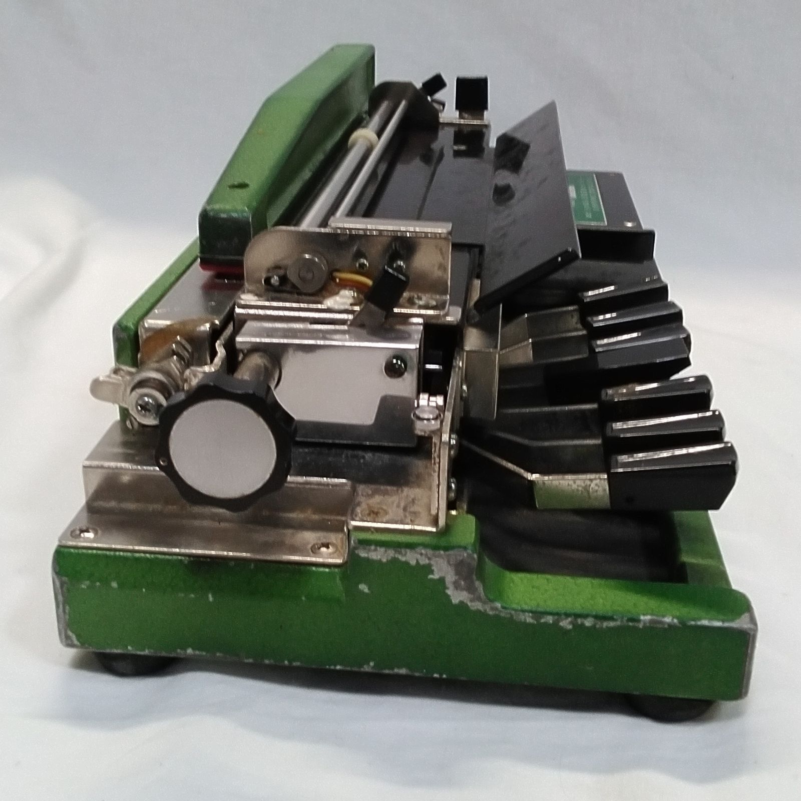 【美品】点字タイプライラー　APOLLO BRAILLER MARK-Ⅱ 点字タイプライラー APOLLO BRAILLER MARK-Ⅱ 点字タイプライラー