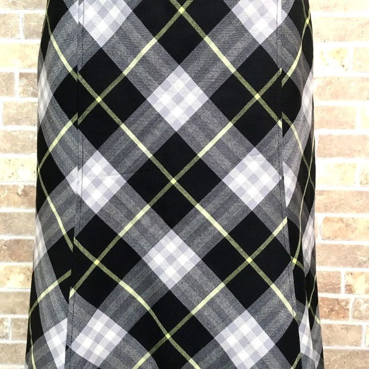 送料込み！ 美品 BURBERRY LONDON スカート 40 ブラック チェック 588 