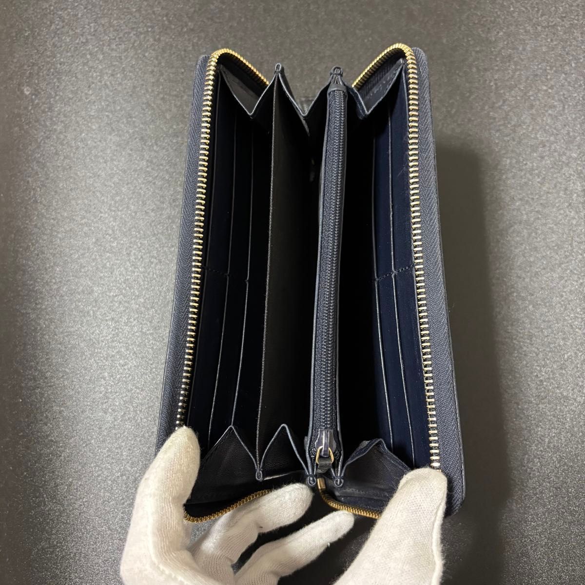 t26 GUCCI グッチ 長 財布 ジップ アラウンド ウォレット ラウンド