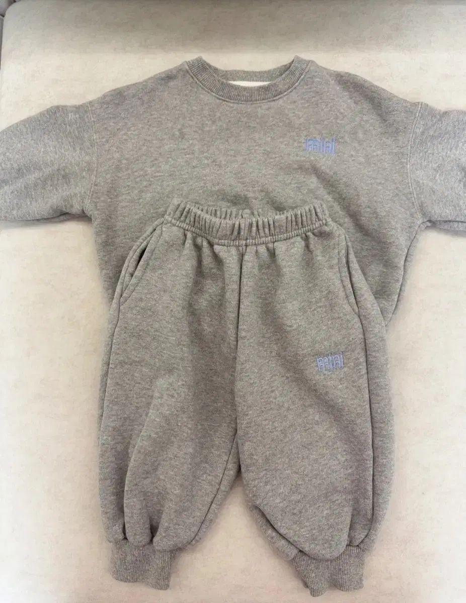 ミニミニウール シグネチャー セットアップ グレー (2サイズ)