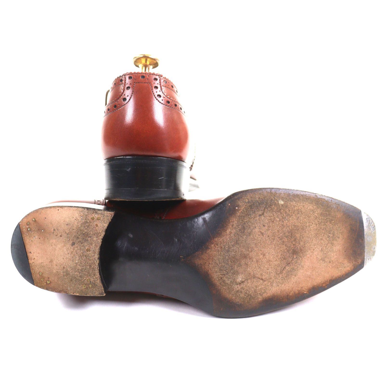 ウィングチップ パーフォレーション