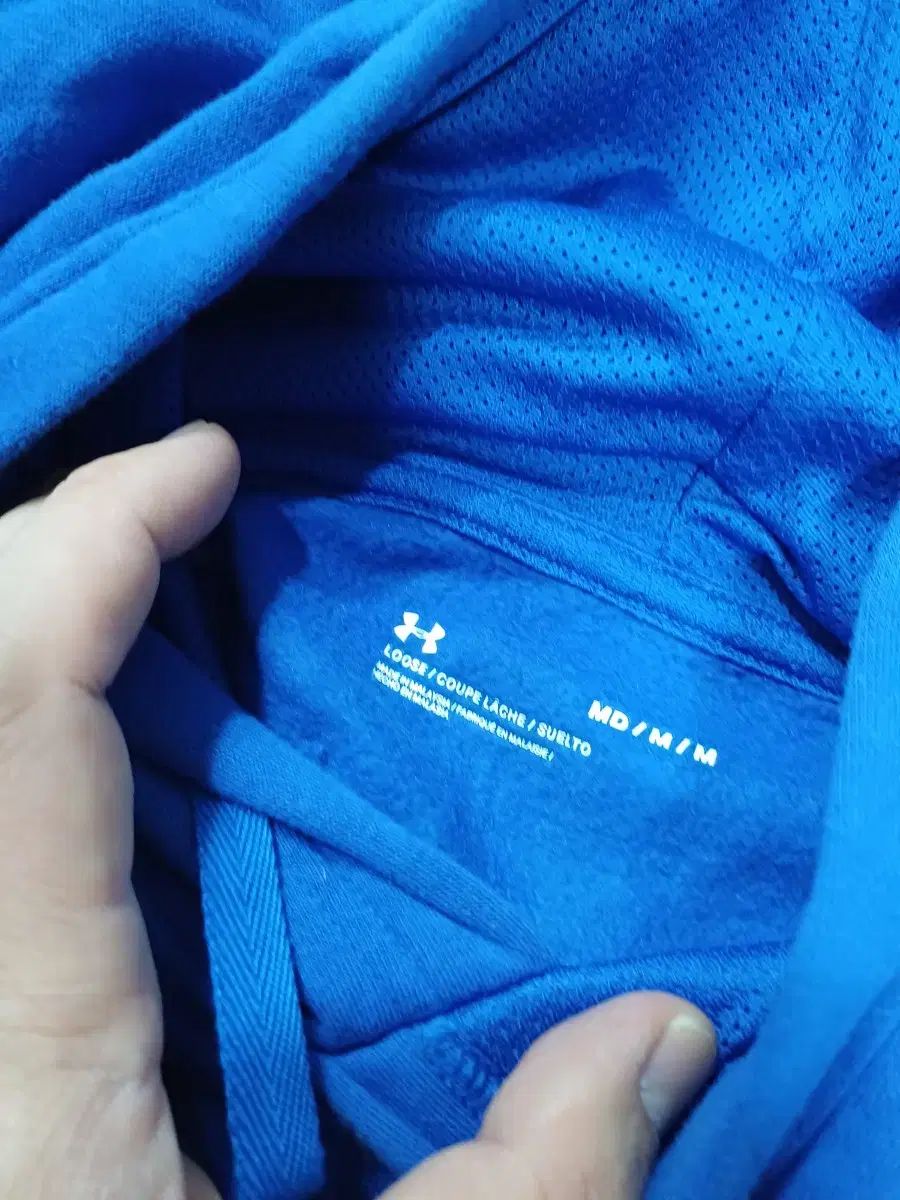 サムスン ライオンズ UNDER ARMOUR アンダーアーマー パーカー Tシャツ Mサイズ