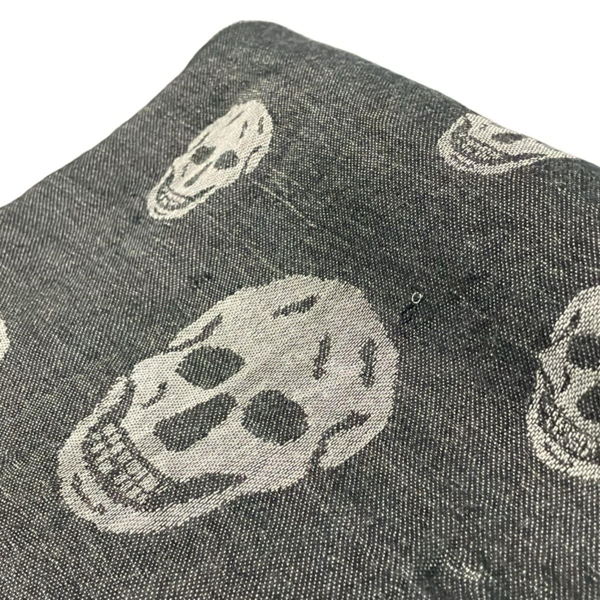 ALEXANDER McQUEEN(アレキサンダーマックイーン) ストール(ショール