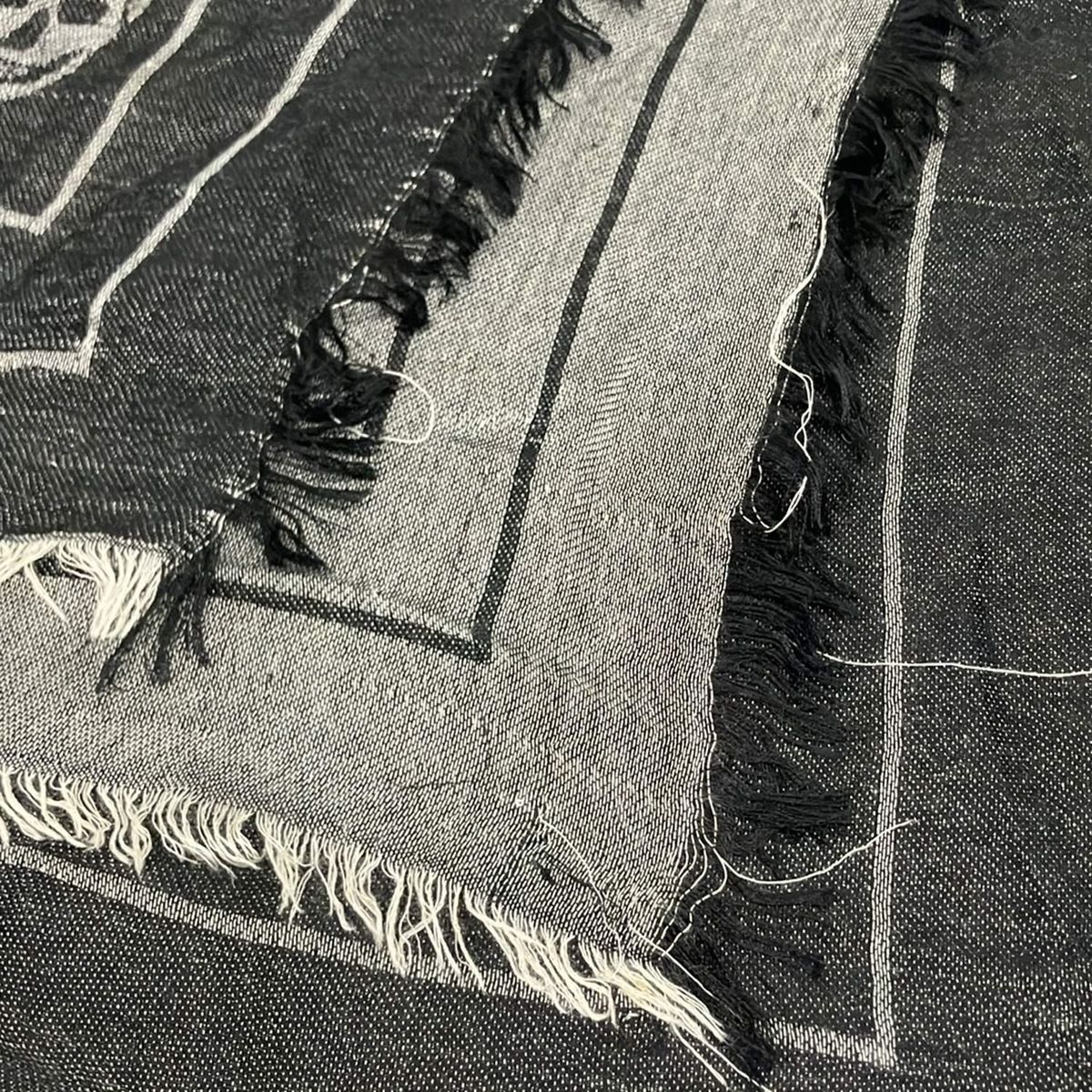 Alexander McQueen アレキサンダーマックイーン　ストール ALEXANDER McQUEEN(アレキサンダーマックイーン) ストール(ショール