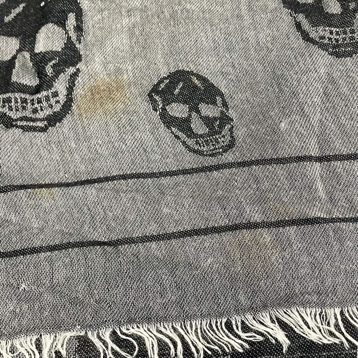 ALEXANDER McQUEEN(アレキサンダーマックイーン) ストール(ショール