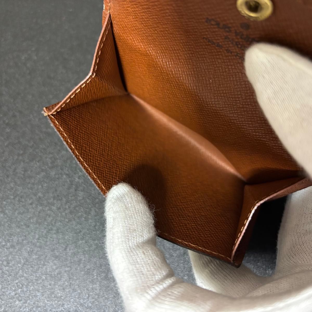 モノグラム ルイ