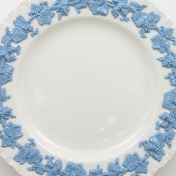 ウェッジウッド プレート□クイーンズウェア ラベンダーonクリーム