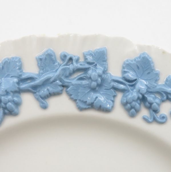 ウェッジウッド プレート□クイーンズウェア ラベンダーonクリーム