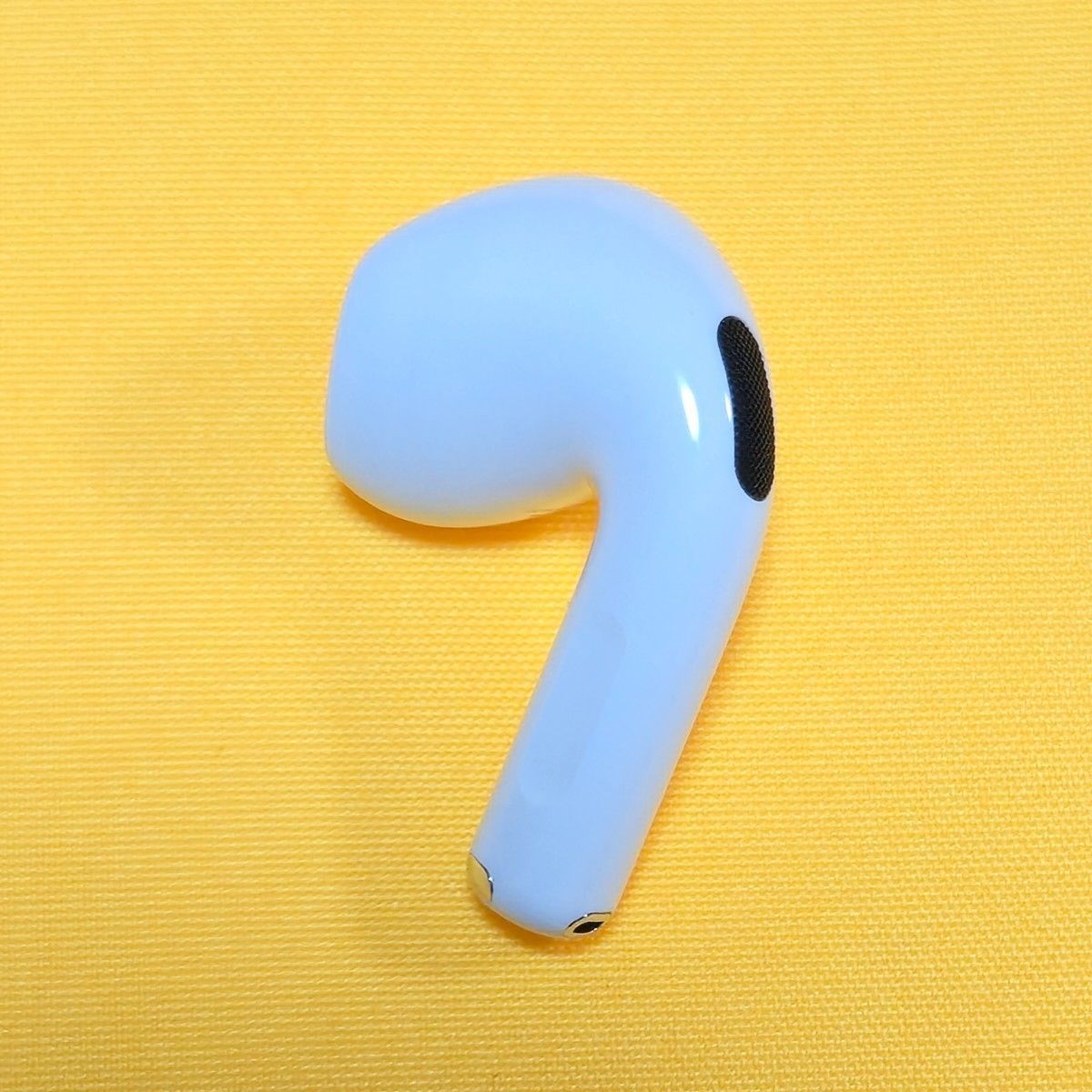 未使用品級】AirPods4 第四世代 左耳 ノイズキャンセリングなし A3053