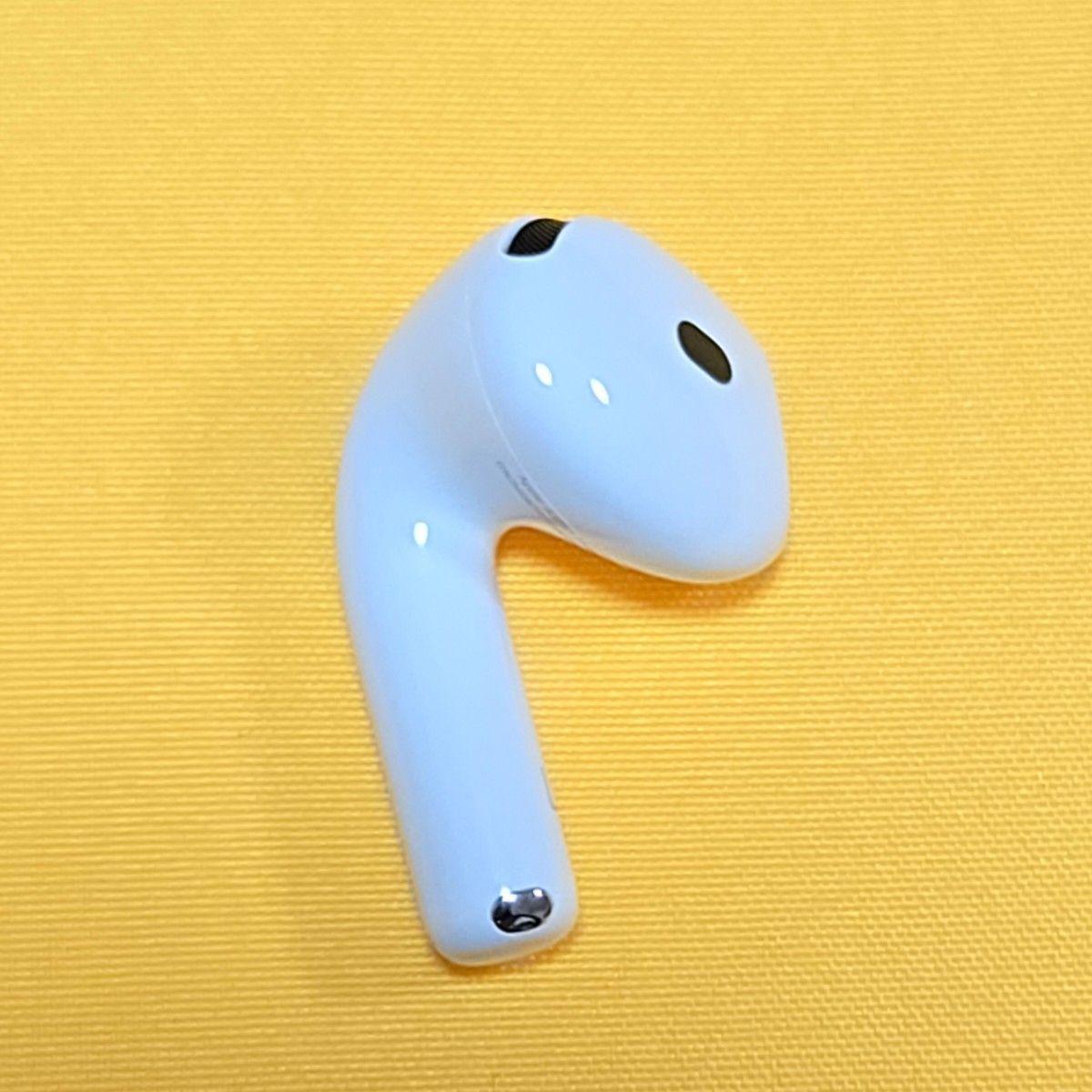 未使用品級】AirPods4 第四世代 左耳 ノイズキャンセリングなし A3053