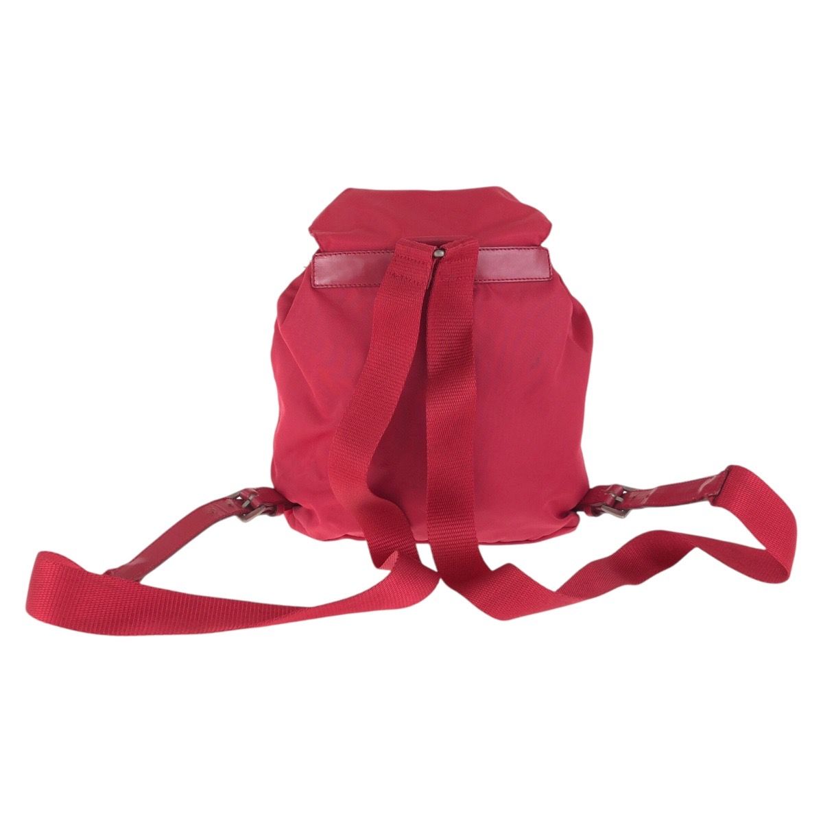 美品 PRADA リュック テスートナイロン 三角ロゴ 赤 レザー PRADA プラダ テスート 三角ロゴプレート レッド シルバー金具