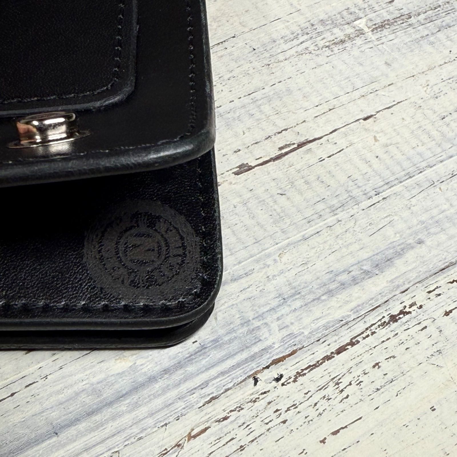 トラッカーウォレット ロング 3層】 ブラック 北米ステア シルバー YKK