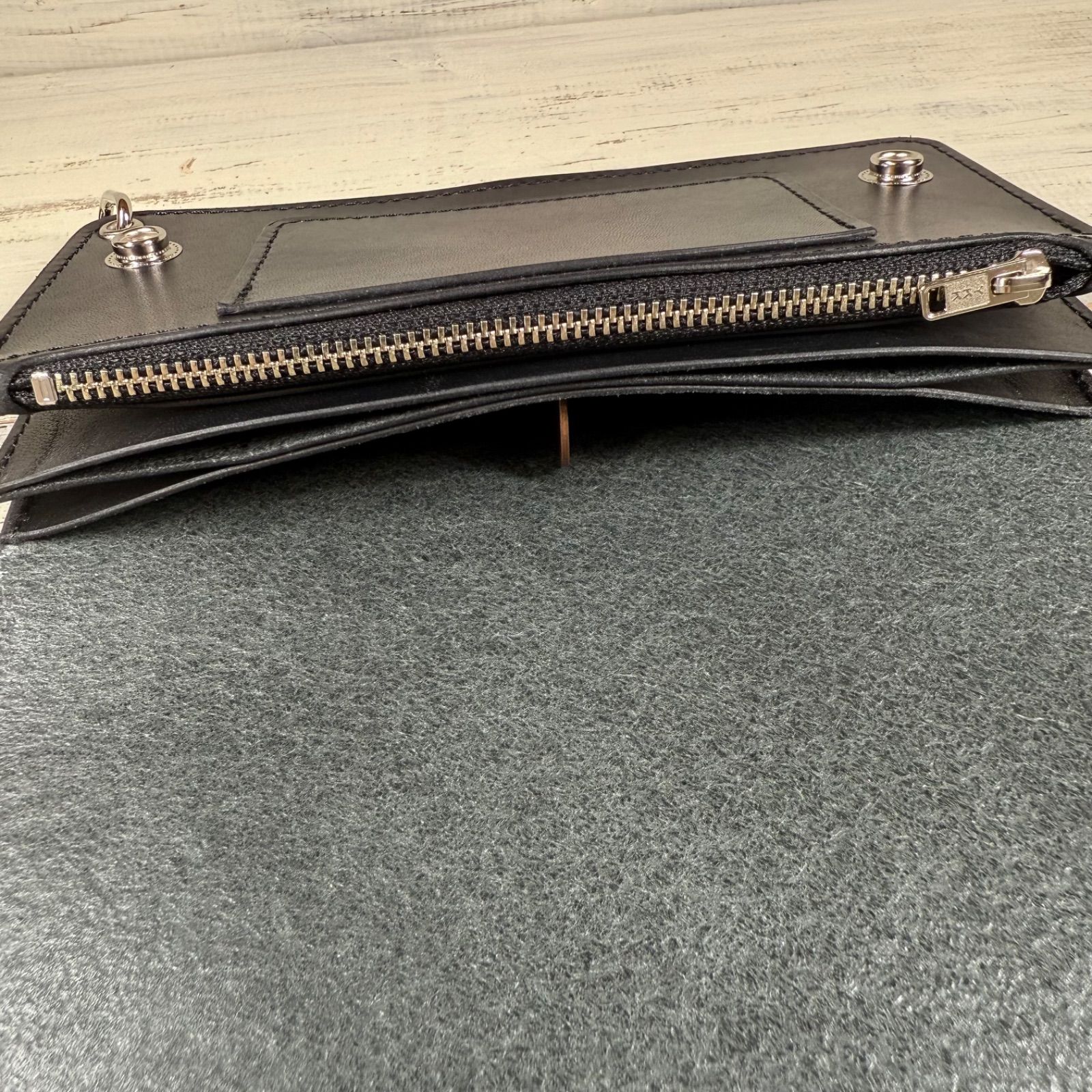 【トラッカーウォレット ロング 3層】 ブラック 北米ステア シルバー トラッカーウォレット ロング 3層】 ブラック 北米ステア シルバー YKK