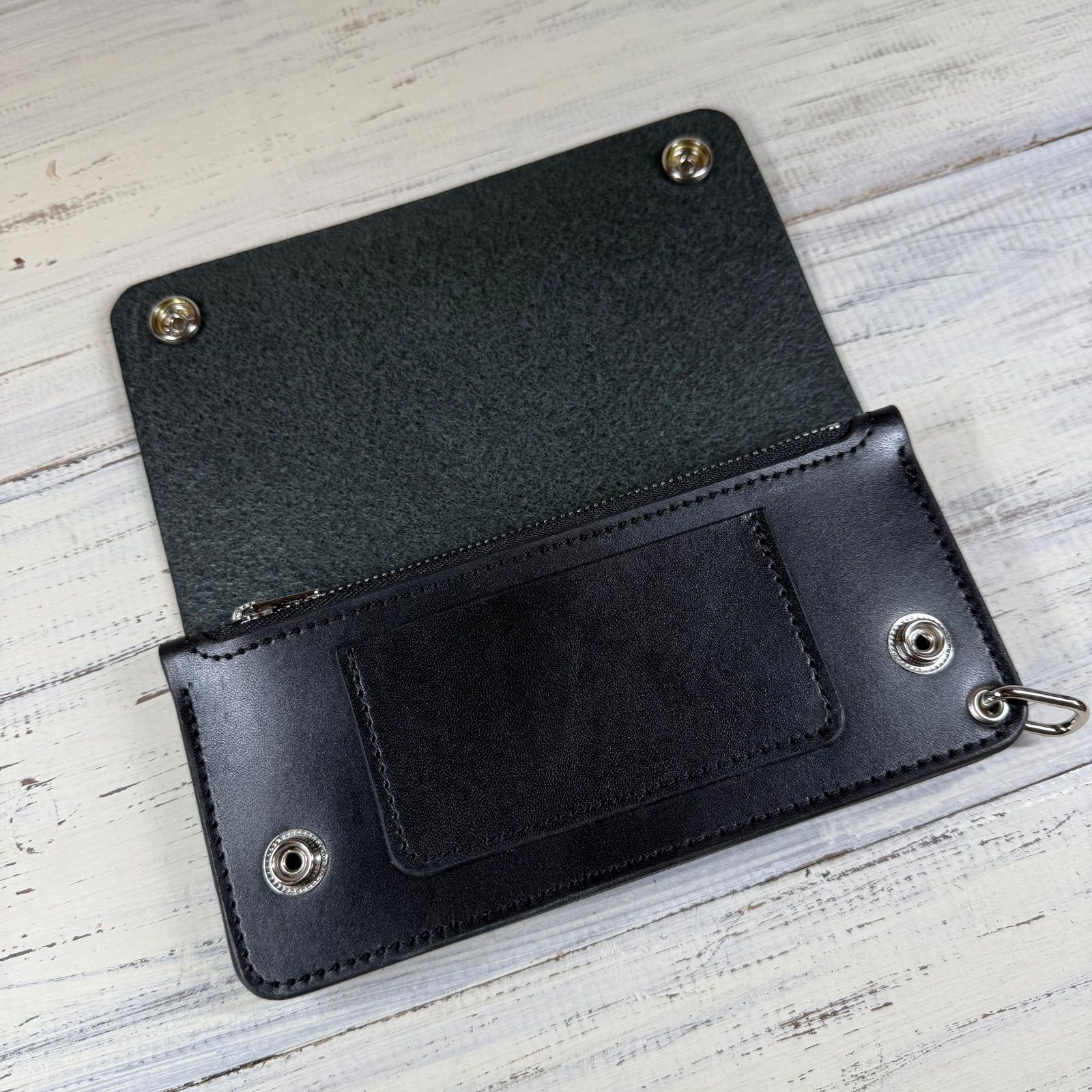 【トラッカーウォレット ロング 3層】 ブラック 北米ステア シルバー トラッカーウォレット ロング 3層】 北米ステア ブラック 茶芯