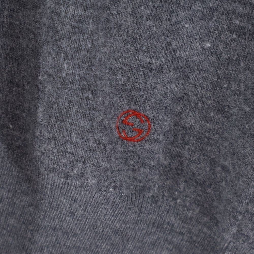 GUCCI (グッチ) ラインデザイン Vネック ニットセーター グレー - メルカリ