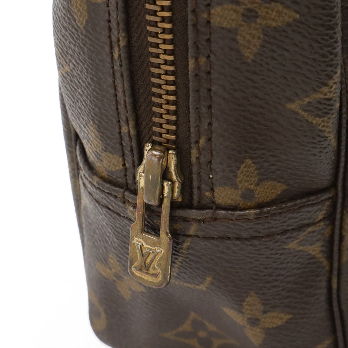 LOUIS VUITTON ルイ ヴィトン モノグラム トゥルース トワレット28