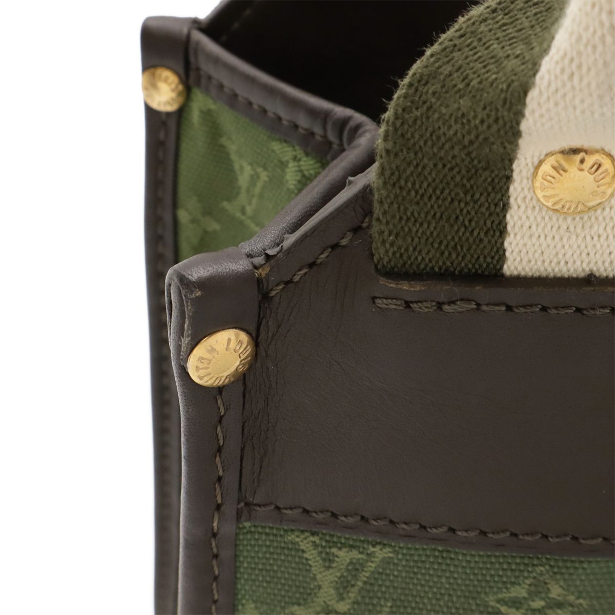 LOUIS VUITTON ルイ ヴィトン モノグラムミニ サックキャトリーン