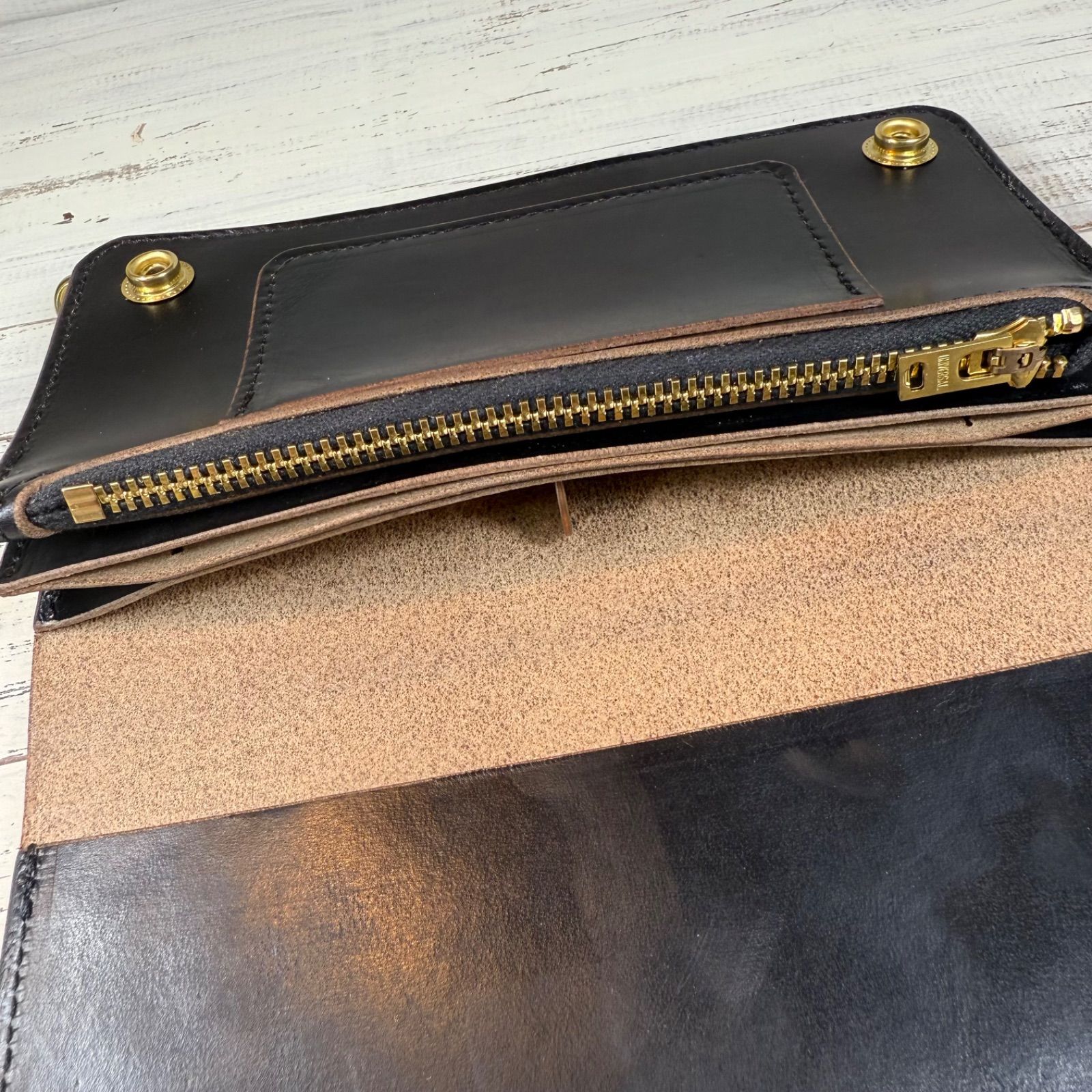 トラッカーウォレット ロング3層】クロムエクセル universal ゴールド