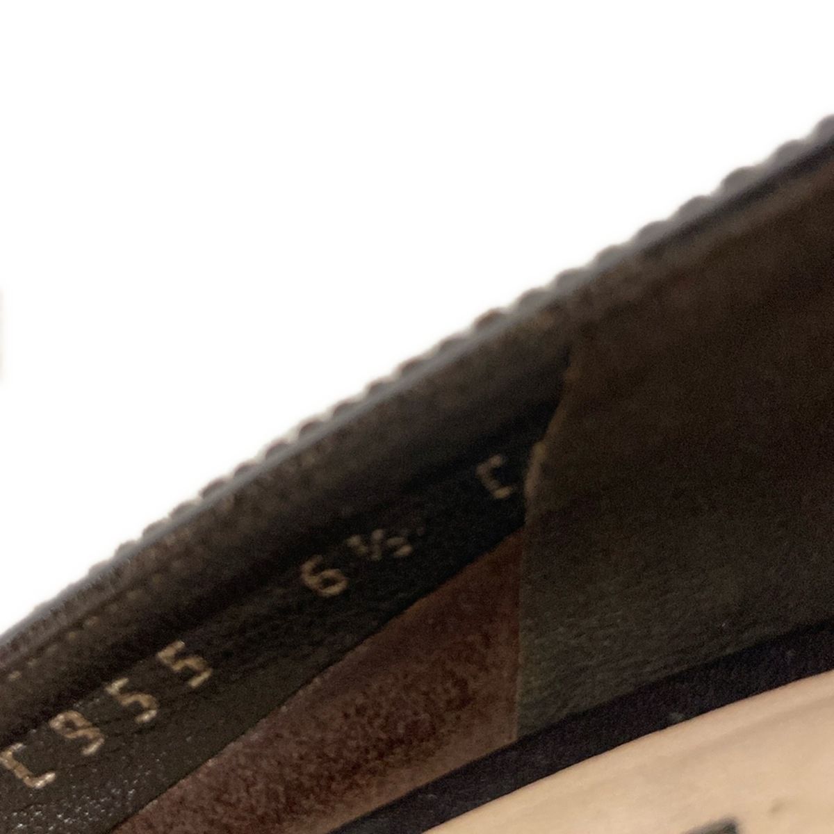 ブラウン ヴァラ