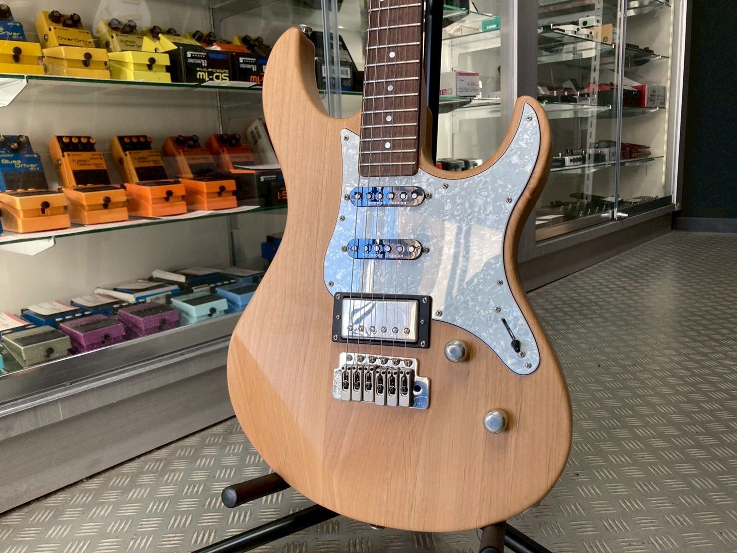YAMAHA Pacifica